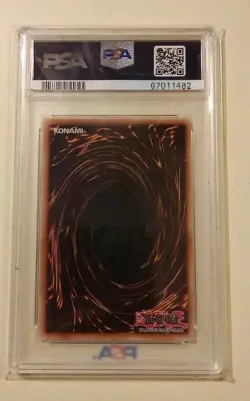 Blue-Eyes White Dragon 2017 Yu-Gi-Oh! #ENGV4 NM-MT DSOD Movie Pack Gld Ed PSA 9 - Image 2