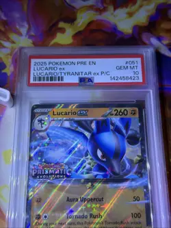 2025 POKEMON PRE EN-PRISMATIC EVOLUTIONS #051 LUCARIO EX PSA 10 STAMPED - Image 2
