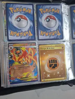 Lots De Cartes Pokemon Bloc Epee Et Bouclier En Francais Et Chinois Neuves - Image 4