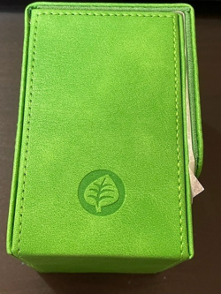 Pokemon TCG: Chinese Exclusive: 1 x Bulbasaur Deck Box with Dividers - Image 3