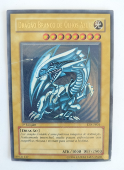 YuGioh Dragao Branco de Olhos Azuis NM (1st Edition) DIK-P001 Ultra Rare Card - Image 1
