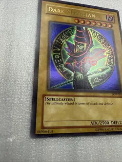 Yugioh Dark Magician LOB-005 ULTRA RARE (LP) - Image 2