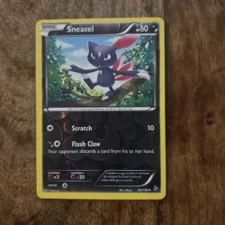 Sneasel 50/106 Uncommon Flashfire Pokemon Reverse Holo NM - Image 1