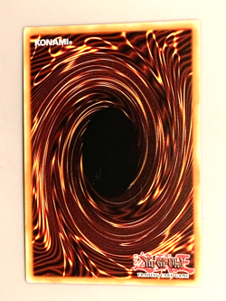yugioh Dark Paladin DMG-001 SECRET Limited card never played Near Mint - Image 5
