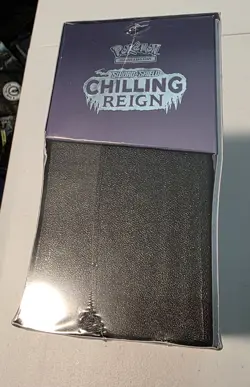 Pokemon Sword & Shield Chilling Reign 133 cards Elite Trainer Box Factory Sealed - Image 4