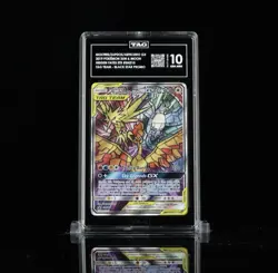 TAG 10 Moltres & Zapdos & Articuno GX Hidden Fates Promo Holo SM210 Pokemon - Image 1