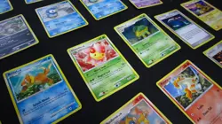 Pokemon Cards Diamond & Pearl Job Lot English Bundle x68 VG to EX - Image 3