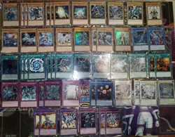 Yugioh Deck FULL Blue Eyes White Dragon - Image 1