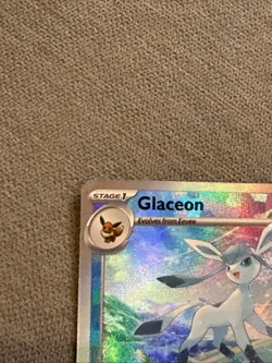 Pokemon Glaceon (Poke Ball Pattern) #025/131 SV: Prismatic Evolutions - Image 2