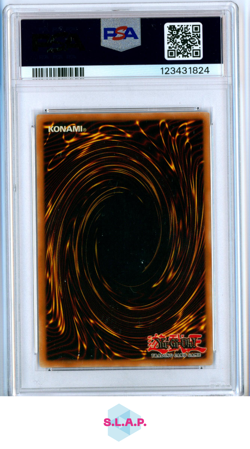 E-HERO FLM.WINGMAN ELEMENTAL HERO COLL.1 YU-GI-OH! 2007 EN004 PSA 8 - Image 2