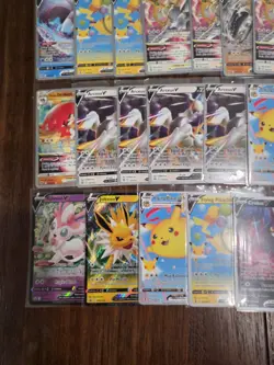 Lot Of 24 Pokemon V VMAX VStar - Image 2