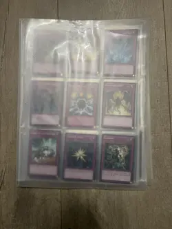 Yugioh cards. Mixed Collection. Includes 137 cards (many trap and spell cards). - Image 1