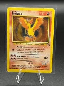 Moltres 12/62 Fossil Holo HP Pokemon Card - Image 1