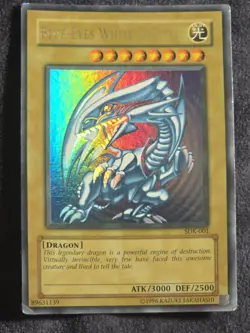 Yu-Gi-Oh! Blue-Eyes White Dragon SDK-001 Ultra Rare Vintage 2002 LP/NM - Image 1