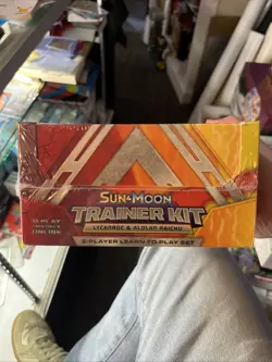 Pokemon Sun and Moon Trainer Kit (8 In Case) Lycanroc & Alolan Raichu Sealed - Image 2