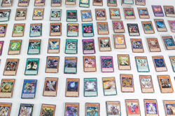 200 Yugioh Card LOT! Mint Condition! Includes All Setsfast SHIPPING - Image 1
