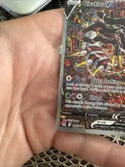 Giratina v Alt Art Sword & Shield Lost Origin Holo Ultra Rare Card 186/196 - Image 2