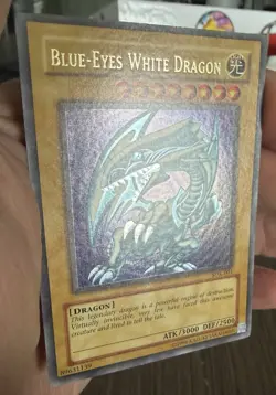 Blue-Eyes White Dragon SDK-001 Ultra Rare Starter Deck Kaiba Yu-Gi-Oh! NM - Image 2