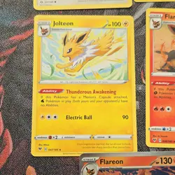 Nintendo Pokemon TCG Eevee Evolutions Mixed Card Lot 11x English Regular - Image 4