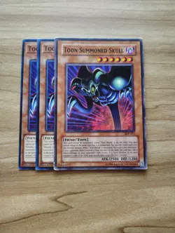 Yu-Gi-Oh! - Toon Summoned Skull 3X - Complete Playset - Image 1