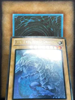 Yugioh Blue-Eyes White Dragon GLD5-EN001 Gold Ghost Rare Limited Edition VLP - Image 2