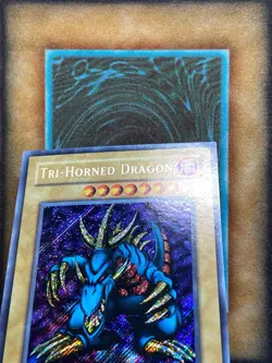 Yugioh Tri-Horned Dragon LOB-000 Secret Rare ASIAN ENGLISH LP - Image 3