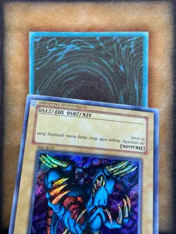 Yugioh Tri-Horned Dragon LOB-000 Secret Rare ASIAN ENGLISH LP - Image 4