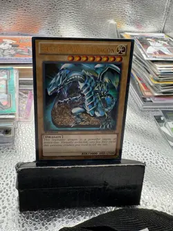 Yugioh! Blue-Eyes White Dragon - SDBE-EN001 - Ultra Rare - Unlimited - Image 3