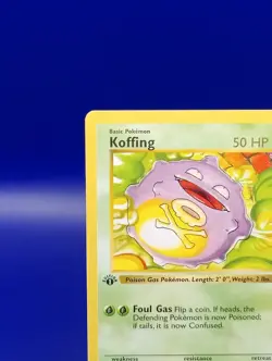Koffing 51/102 1st Edition Shadowless Base Set Pokemon Card TCG WOTC 1999 NM - Image 4