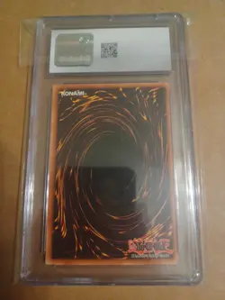 Yu-Gi-Oh Dark Magician LOB-005 Ultra Rare Unlimited CGC 9 Mint - Image 4
