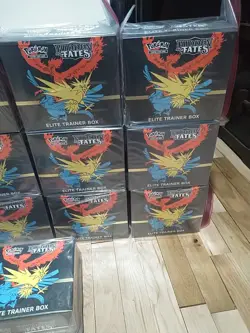 Pokemon Elite Trainer Box Hidden Fates Factory Sealed ( 17 EBT's ).... 820650804731 - Image 5