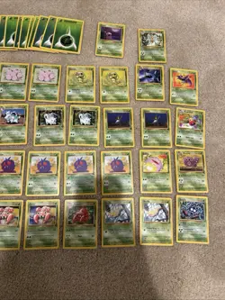 Pokemon Base Set 385 Card Lot. Regular, First Edition, and Shadowless cards - Image 5