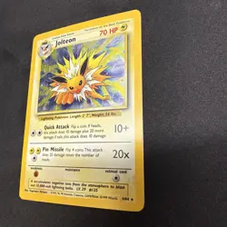 Pokemon TCG Jolteon Jungle Holo No Symbol Error Card 4/64 Unlimited Rare - Image 3