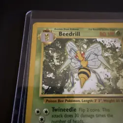 Beedrill 17/102 - RARE - BASE SET - VINTAGE WOTC POKEMON CARD - NM - Image 3
