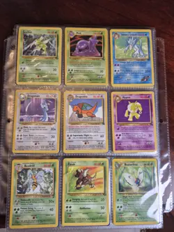 221 Pokemon CARD WOTC Vintage Binder 15 Holo/19 rare/14x 1st Edition/movie Promo - Image 2