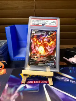 2022 POKEMON SWSH BLACK STAR PROMO #261 FULL ART/CHARIZARD VMAX PSA 8 - Image 1