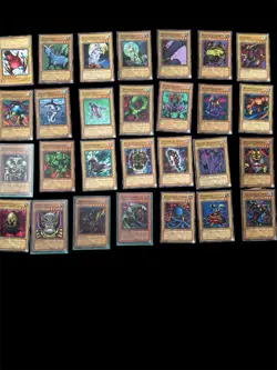 Konami Yu-Gi-Oh! CCG 140 Card Lot Dark Magician Summoned Skull Monster - Image 1