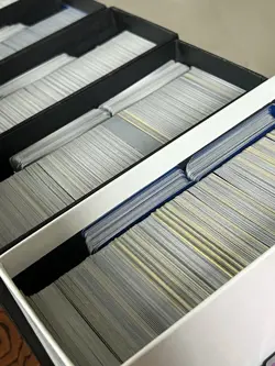 🔥 3800+ Pokemon Card Bulk Lot (SwSh, SV, Mega) V, Ex, Holo, Reverse (16 lb+) - Image 2