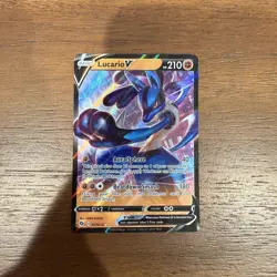 Pokemon Lucario V Full Art 027/073 Champion’s Path NM - Image 1