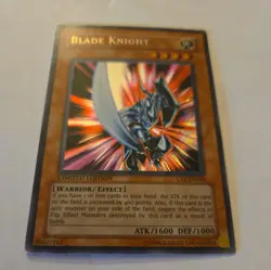 Blade Knight CT1-EN002 Secret Rare Limited Edition MP/LP - Image 5