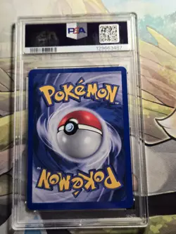 2002 POKEMON LEGENDARY COLLECTION #12 GYARADOS-HOLO PSA 8 - Image 2