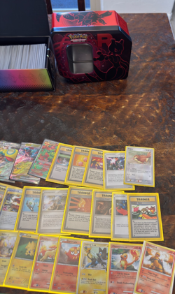 Lot of 250+ Pokemon Cards 1999-2025 Feat. EX, Holo, Reverse Holo and More RARE!! - Image 5