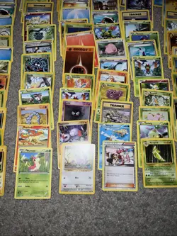 Vintage WOTC Pokemon Non Holo Lot Rare Base Fossil Jungle 100+ Card Lot - Image 5