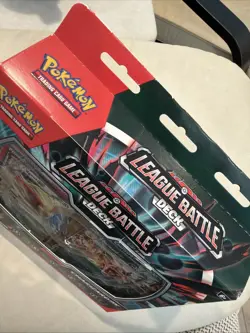 Pokemon TCG: Charizard Ex League Battle Deck - New and Sealed - Image 2
