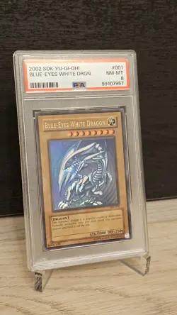 Blue Eyes White Dragon ☆SDK-001 ~Ultra Rare ~ Yugioh ☆ PSA 8 - Image 4