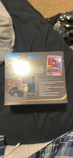 Pokemon Mega Evolution: Phantasmal Flames Elite Trainer Box English Charizard - Image 2