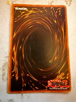*** DARK MAGICIAN *** ORIGINAL ULTRA RARE SDY-006 (PLAYED CONDITION) YUGIOH! - Image 2