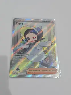 Pokemon Poppy 220/197 SV03 Obsidian Flames Trainer Supporter Full Art Rare Holo - Image 1