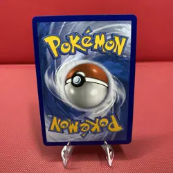 Reshiram 113/114 Celebrations: Classic Collection Holo - Near Mint NM/MT Pokemon - Image 2
