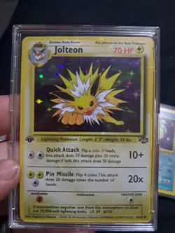 Pokemon Jolteon Jungle 4/64 Holo Rare 1999 70 HP Stage 1 English Card - Image 1